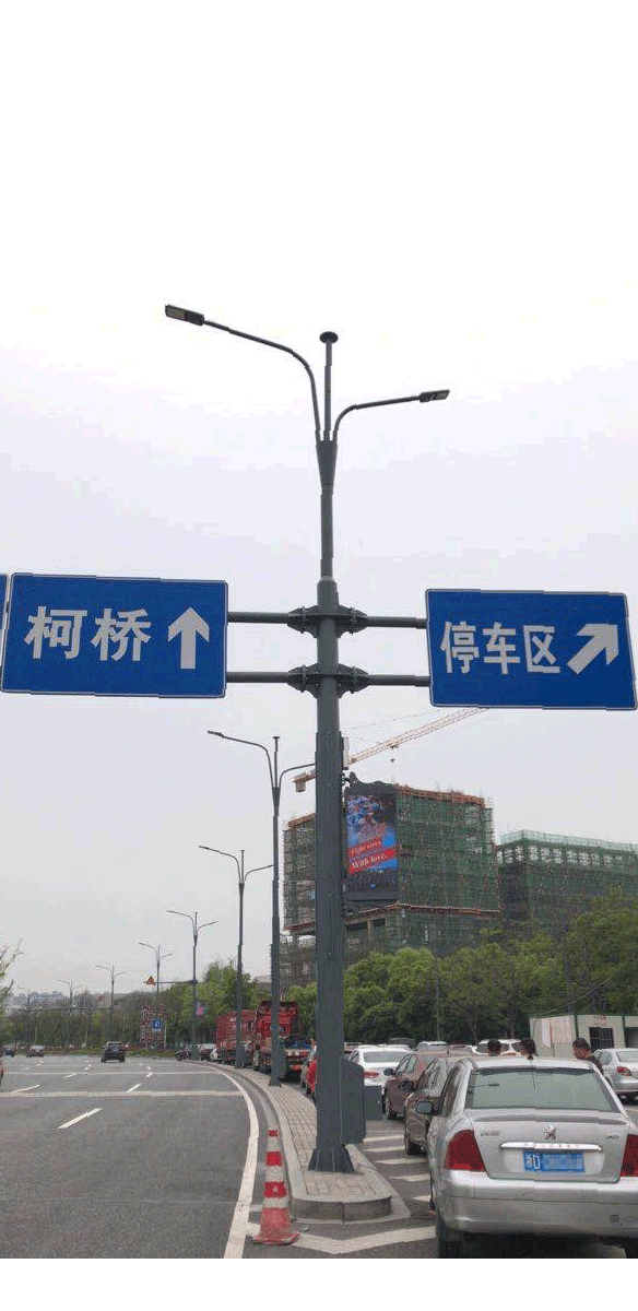 智慧燈桿案例實(shí)拍圖-浙江紹興柯橋市政道路